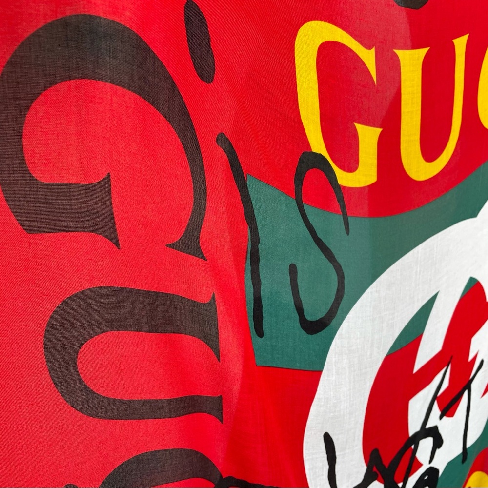 GUCCI Coco Capitan Red Silk Scarf Shawl 494005 Logo Collector Rare Words Luxury - Picture 8 of 15